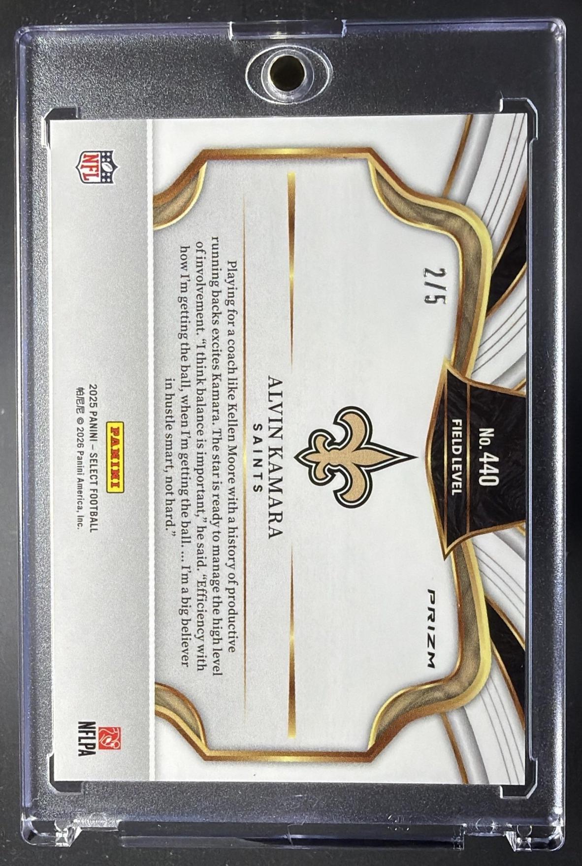 2025 Panini Select Alvin Kamara #440 Field Level Green Prizm 2/5