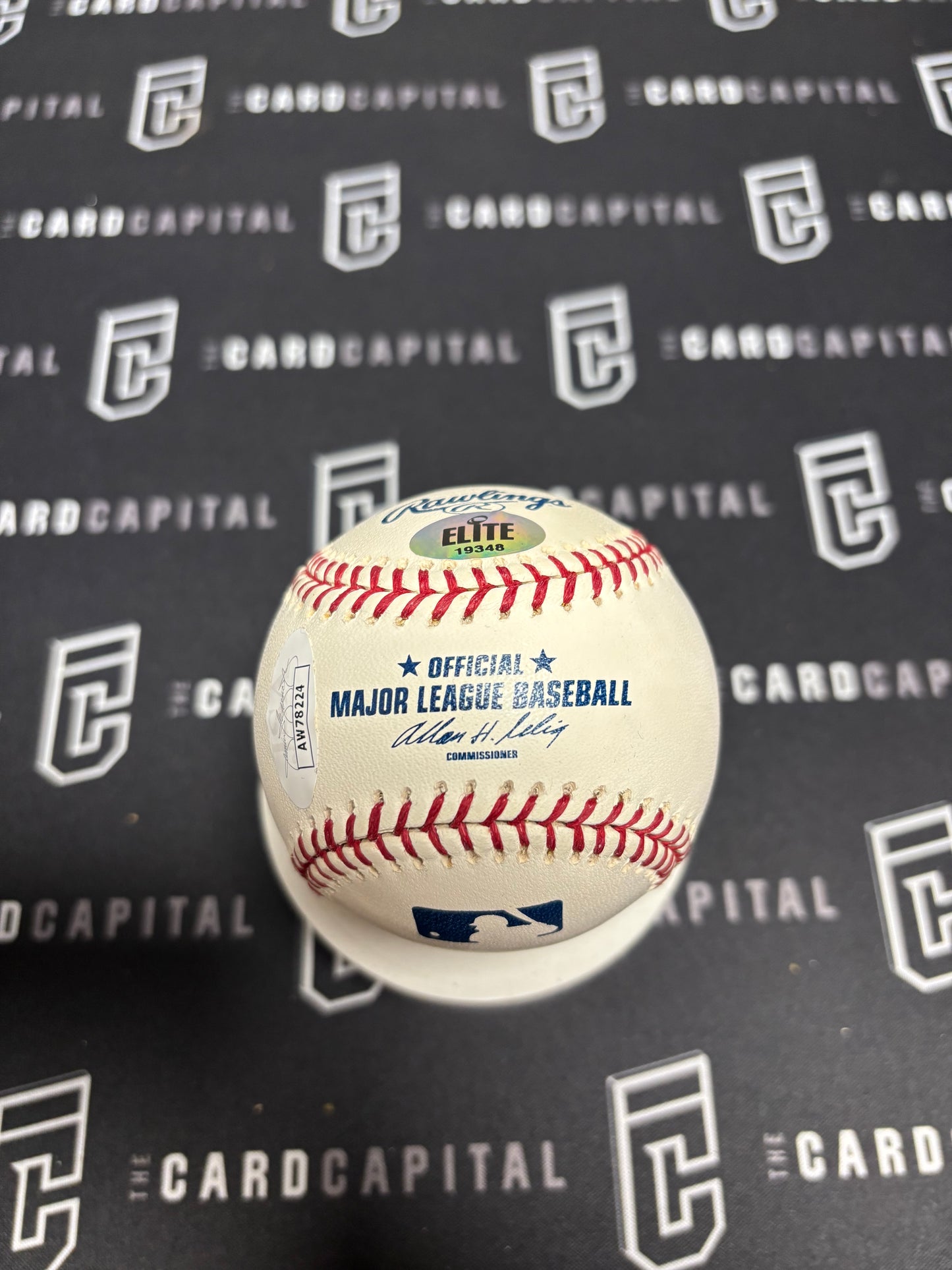 Phil Niekro Signed Official Major League Baseball JSA "HOF 97"