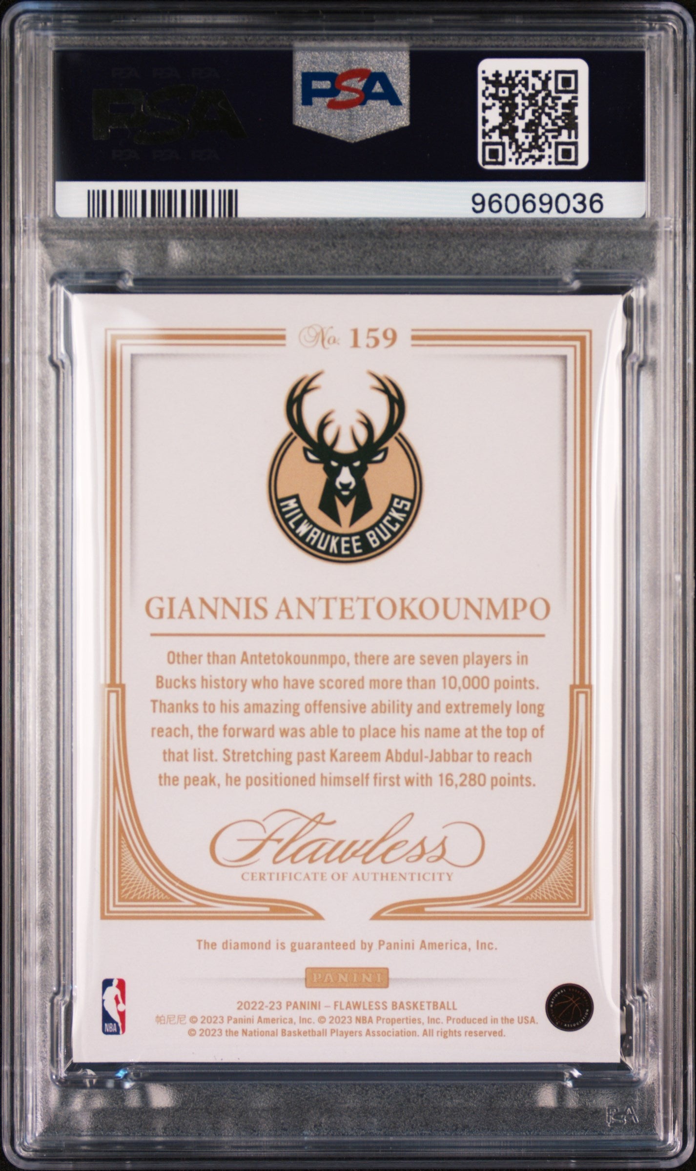 2022-23 Flawless Giannis Antentokounmpo Bronze Diamond Leaders /3 PSA 9