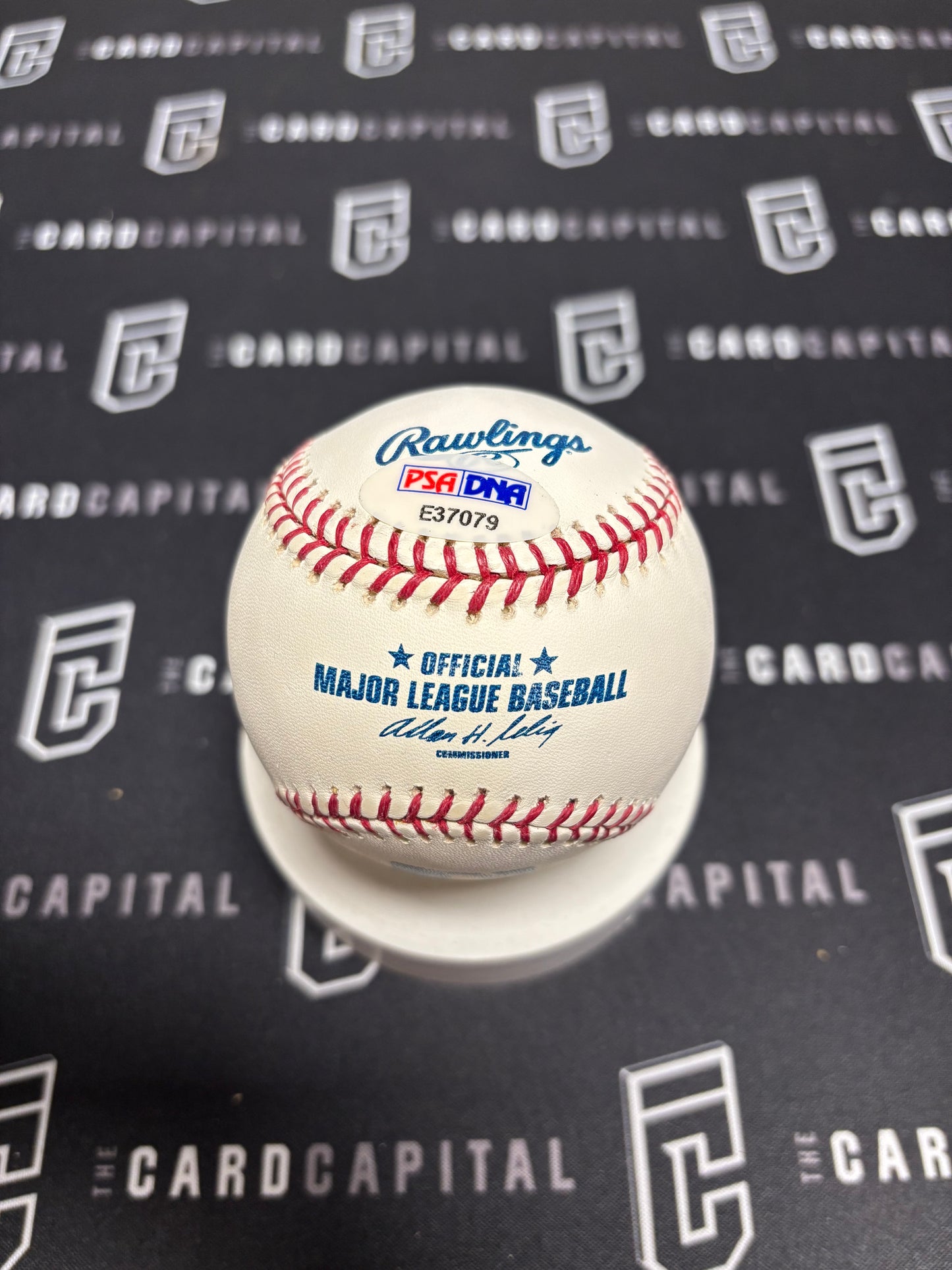 Robin Roberts Signed Official Major League Baseball PSA "HOF 76"