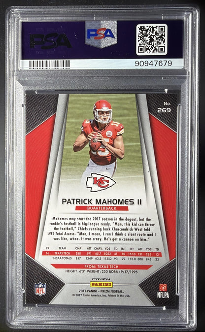 2017 Panini Prizm Patrick Mahomes II #269 RC PSA 8