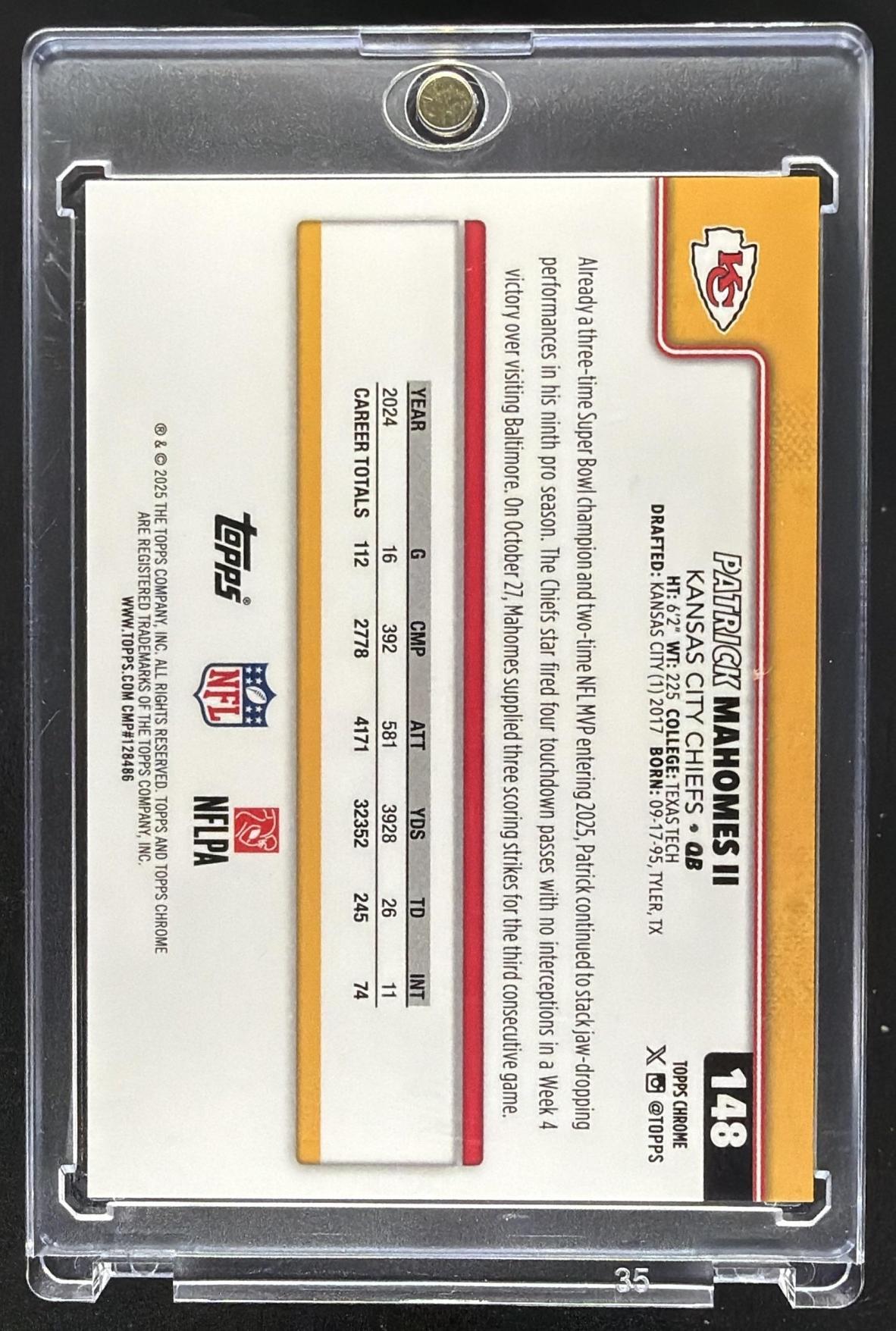 2025 Topps Chrome Patrick Mahomes II #148 Image Variation Green Geometric /99 SP