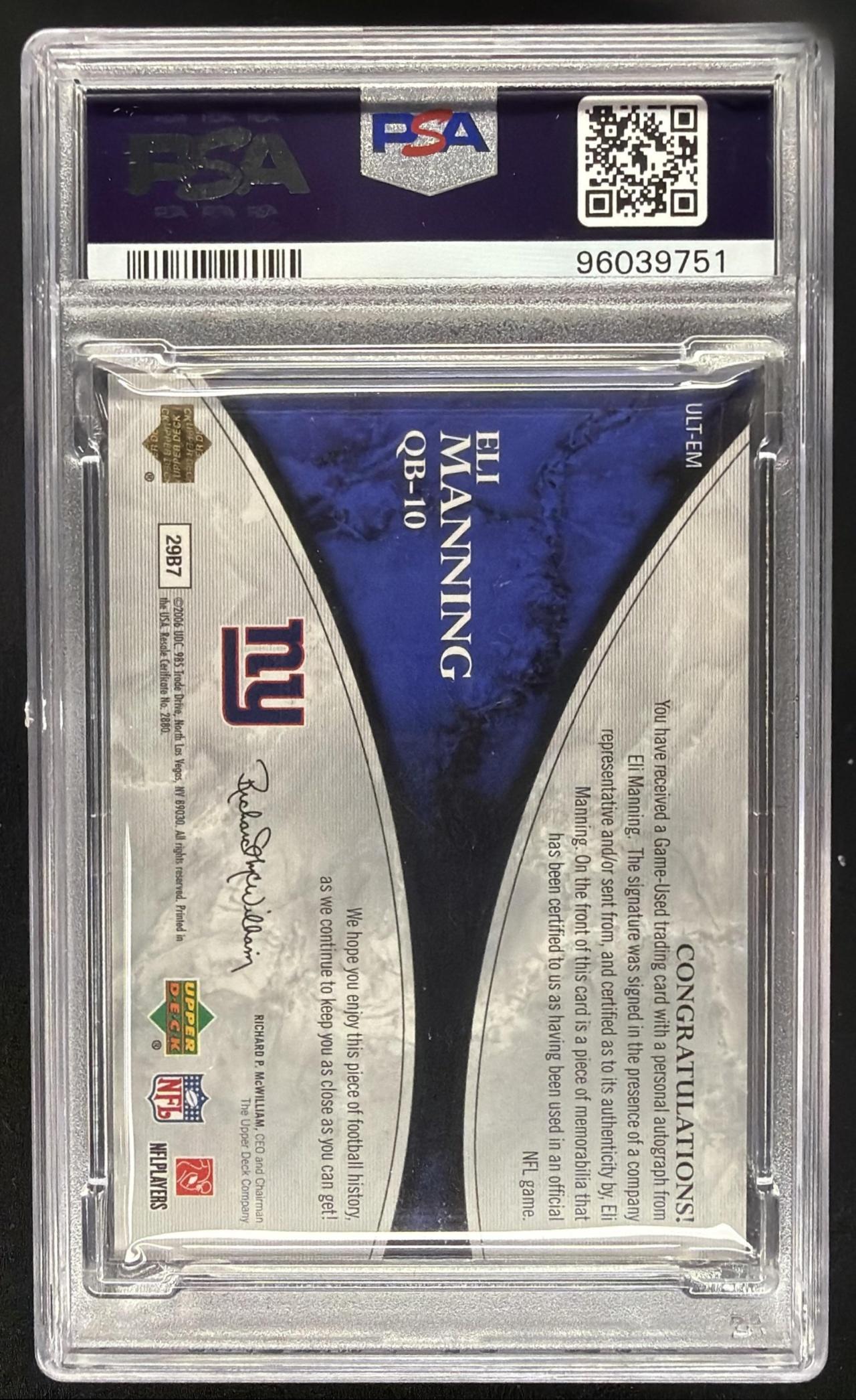 2000 Upper Deck Ultimate Collection Eli Manning Patch Auto /35 PSA 8