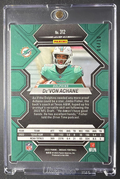 2023 Panini Mosaic De'Von Achane #312 Gold Mosaic Prizm 4/10 RC