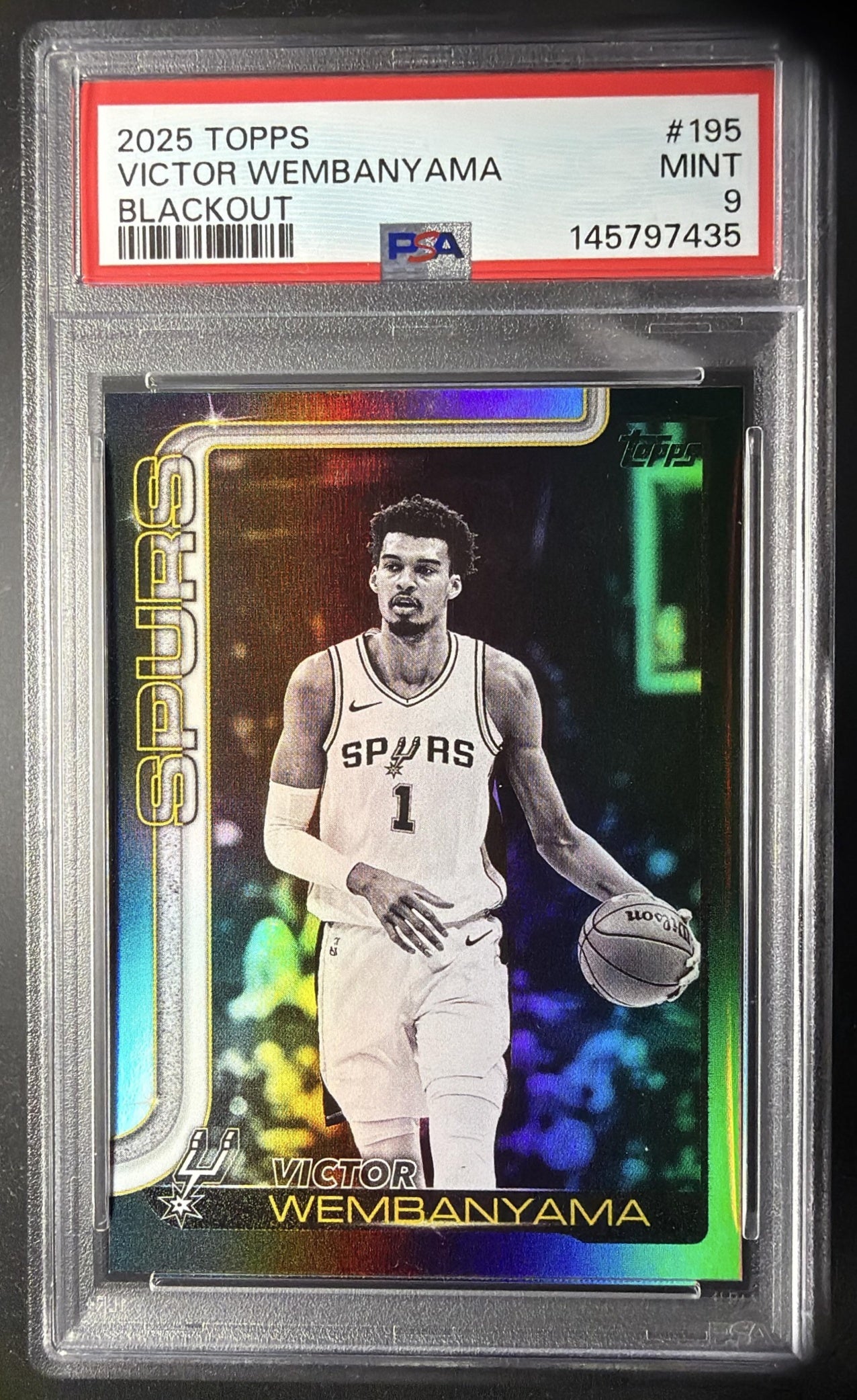 2025-26 Topps Victor Wembanyama #195 Crackleboard Foil PSA 9