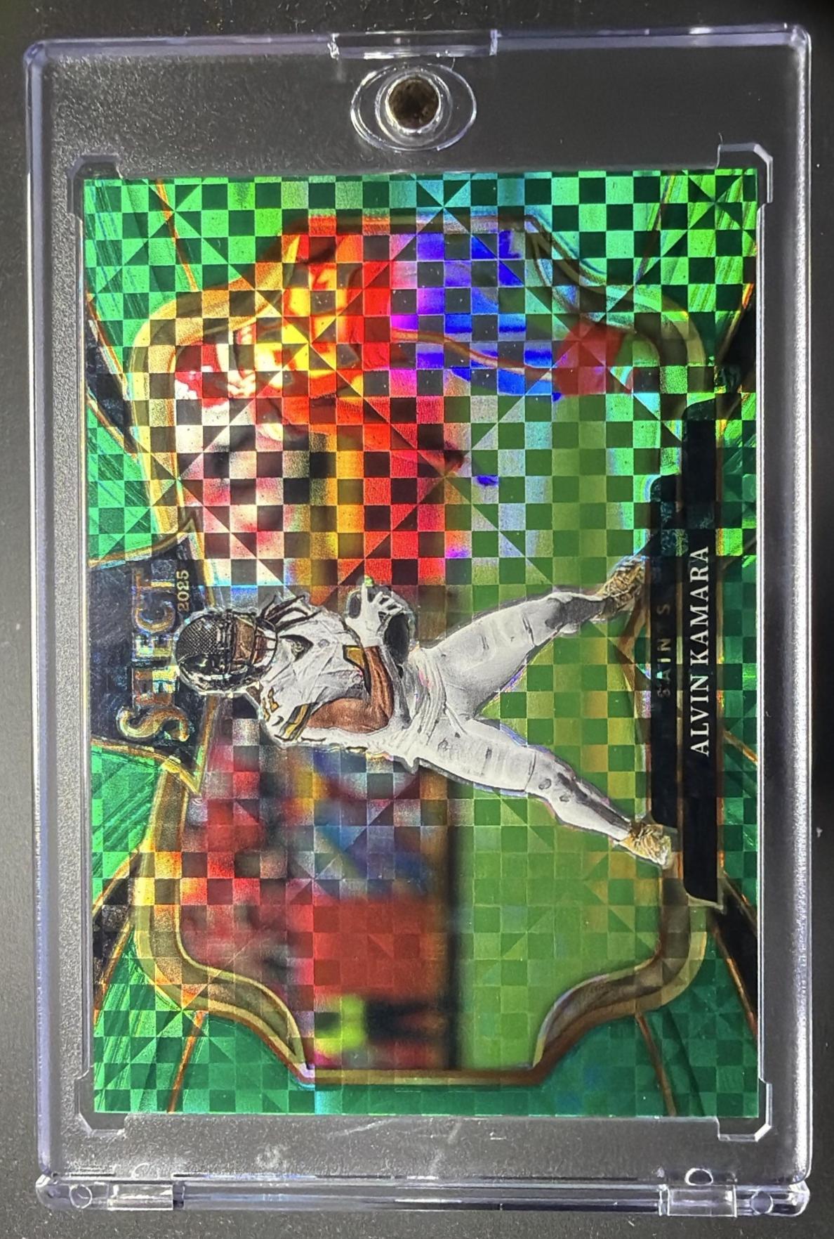 2025 Panini Select Alvin Kamara #440 Field Level Green Prizm 2/5
