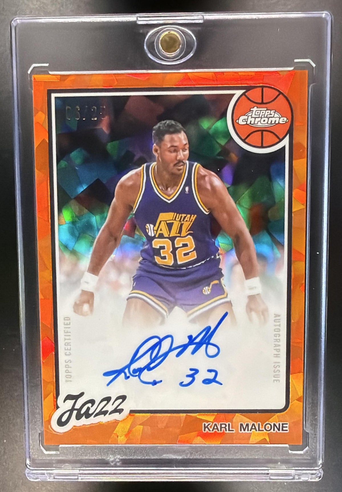 2025 Topps Chrome Update Karl Malone #80TBA-KMA 1980-81 Auto Orange Refractor /25 SSP