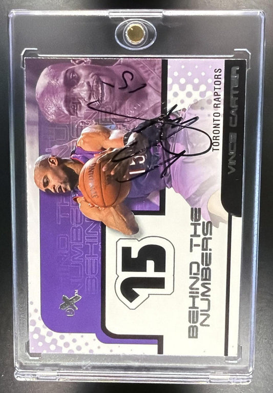 2001-02 Fleer E-X Vince Carter #15 BN Behind the Numbers Auto