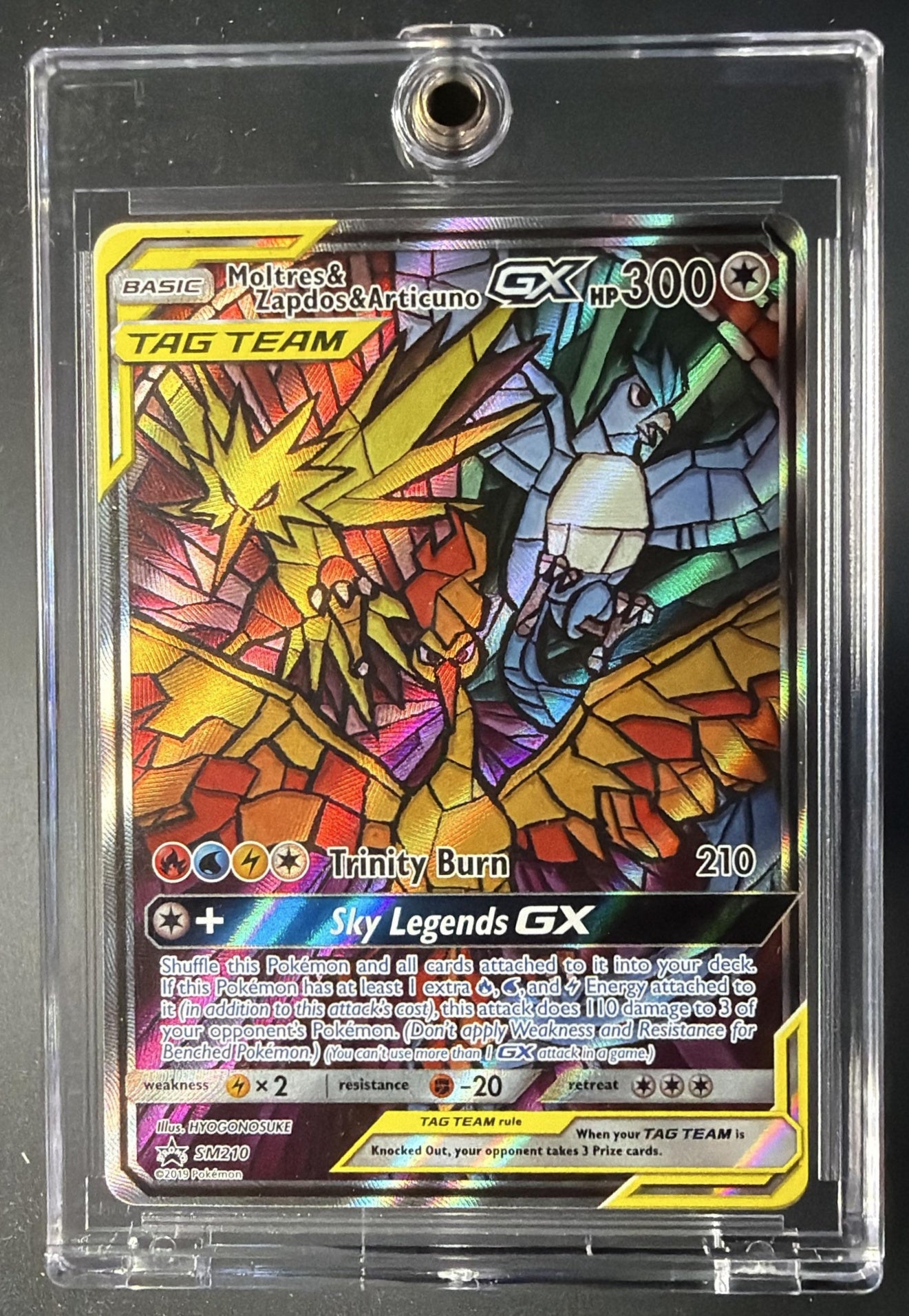 2016-19 Pokemon SM Black Star Promos Moltres & Zapdos Articuno Tag Team #SM210