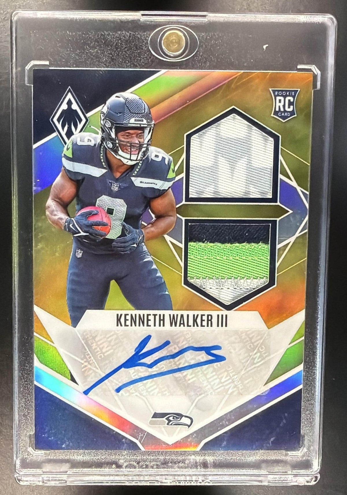 2022 Panini Phoenix Kenneth Walker III #RAD-KW RPS Rookie Auto Dual Jersey Prime Yellow /75 RC