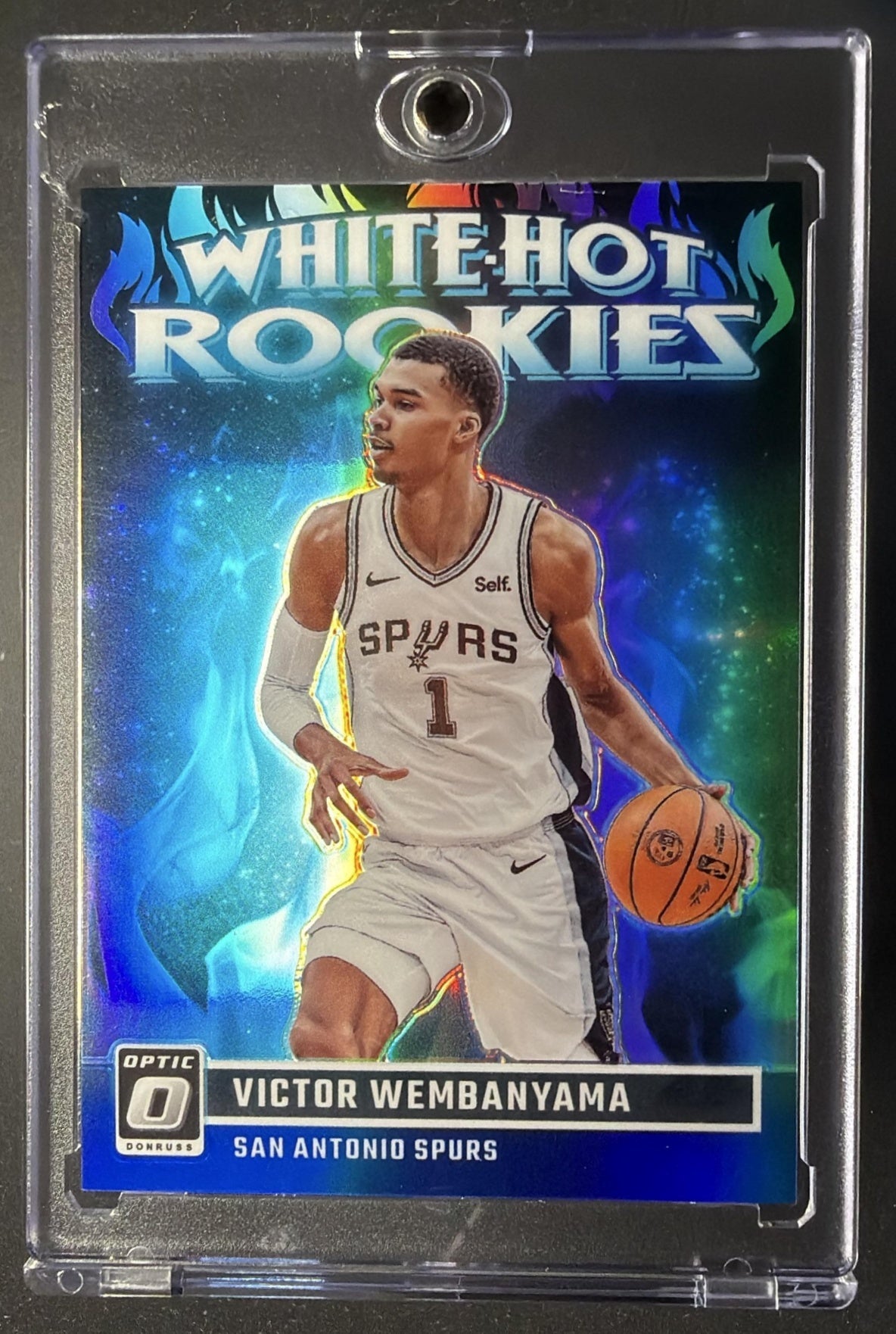 2023-24 Panini Donruss Optic Victor Wembanyama #2 Red Hot Rookies Blue /85 RC