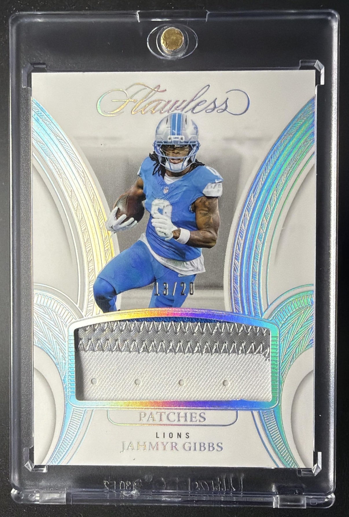 2025 Panini Flawless Jahmyr Gibbs #PAT-JGS Patches Silver 13/20 MEM