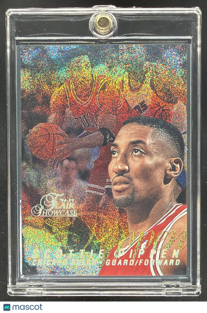 1996-97 Fleer Flair Showcase Scottie Pippen #16 Row 0