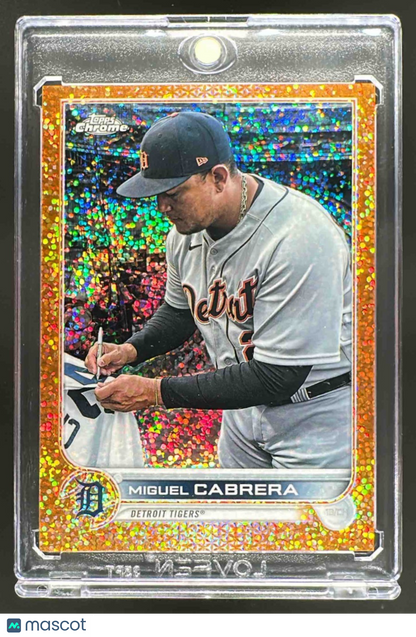 2022 Topps Chrome Miguel Cabrera #96 Orange Speckle Refractor /25